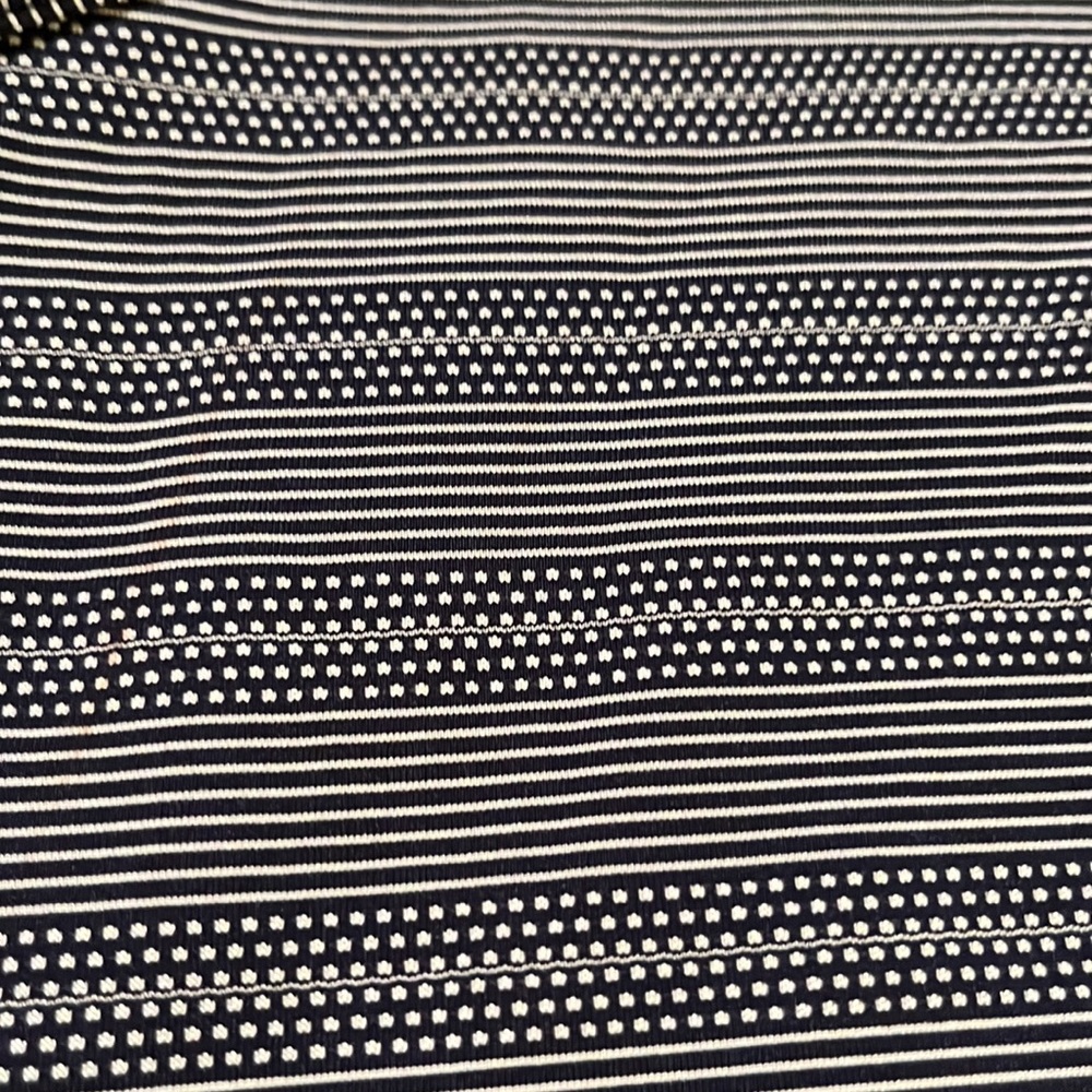 Athleta Side Tie Athletic Top Size XS - Picture 3 of 9